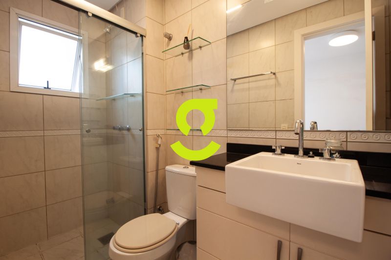 �timo apto duplex, MOBILIADO, p� direito duplo, la...