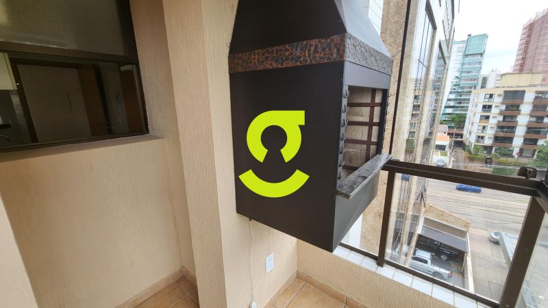 �timo apto de 1 dorm, andar alto, sacada, churrasq...