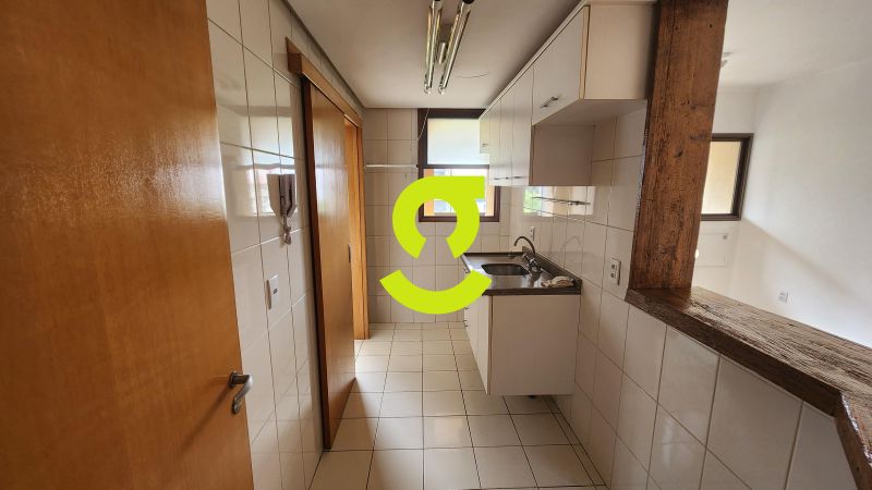 �timo apto de 1 dorm, andar alto, sacada, churrasq...