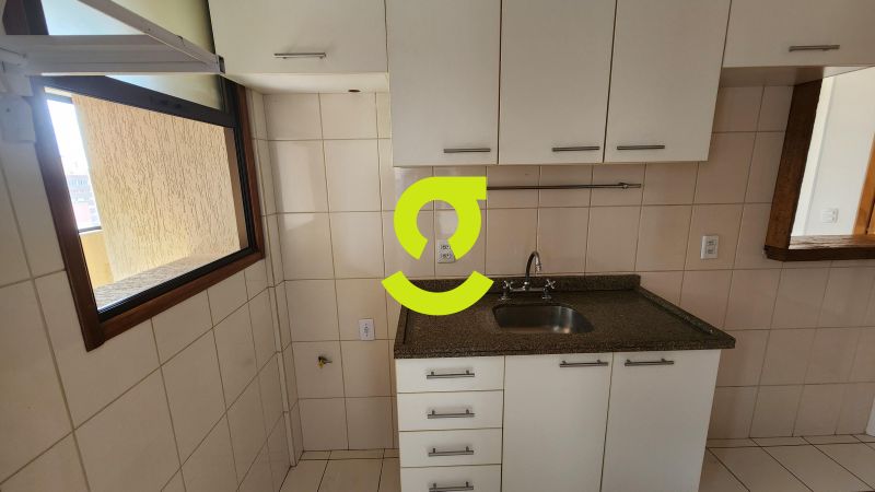 �timo apto de 1 dorm, andar alto, sacada, churrasq...