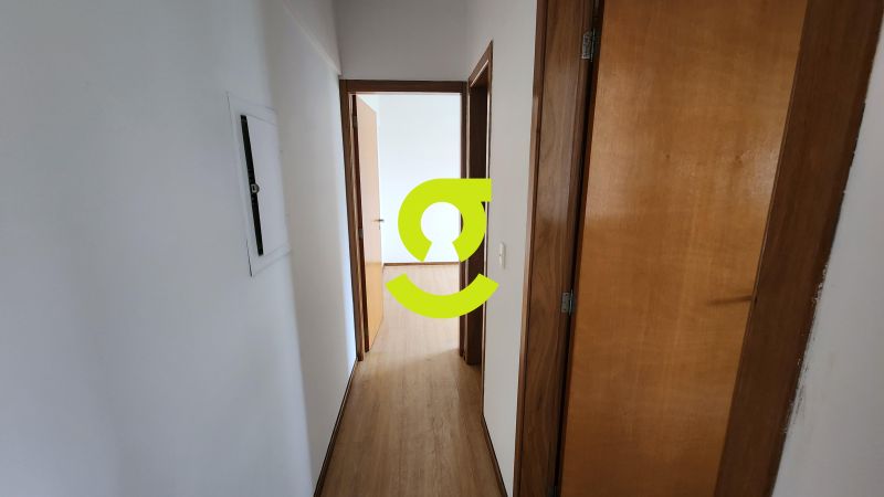 �timo apto de 1 dorm, andar alto, sacada, churrasq...