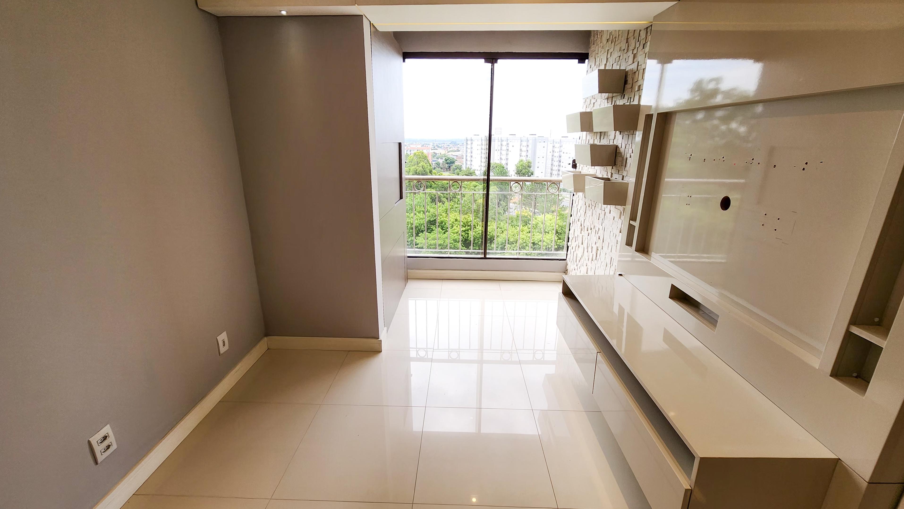 �timo apto, semi mobiliado, andar alto, ar condici...