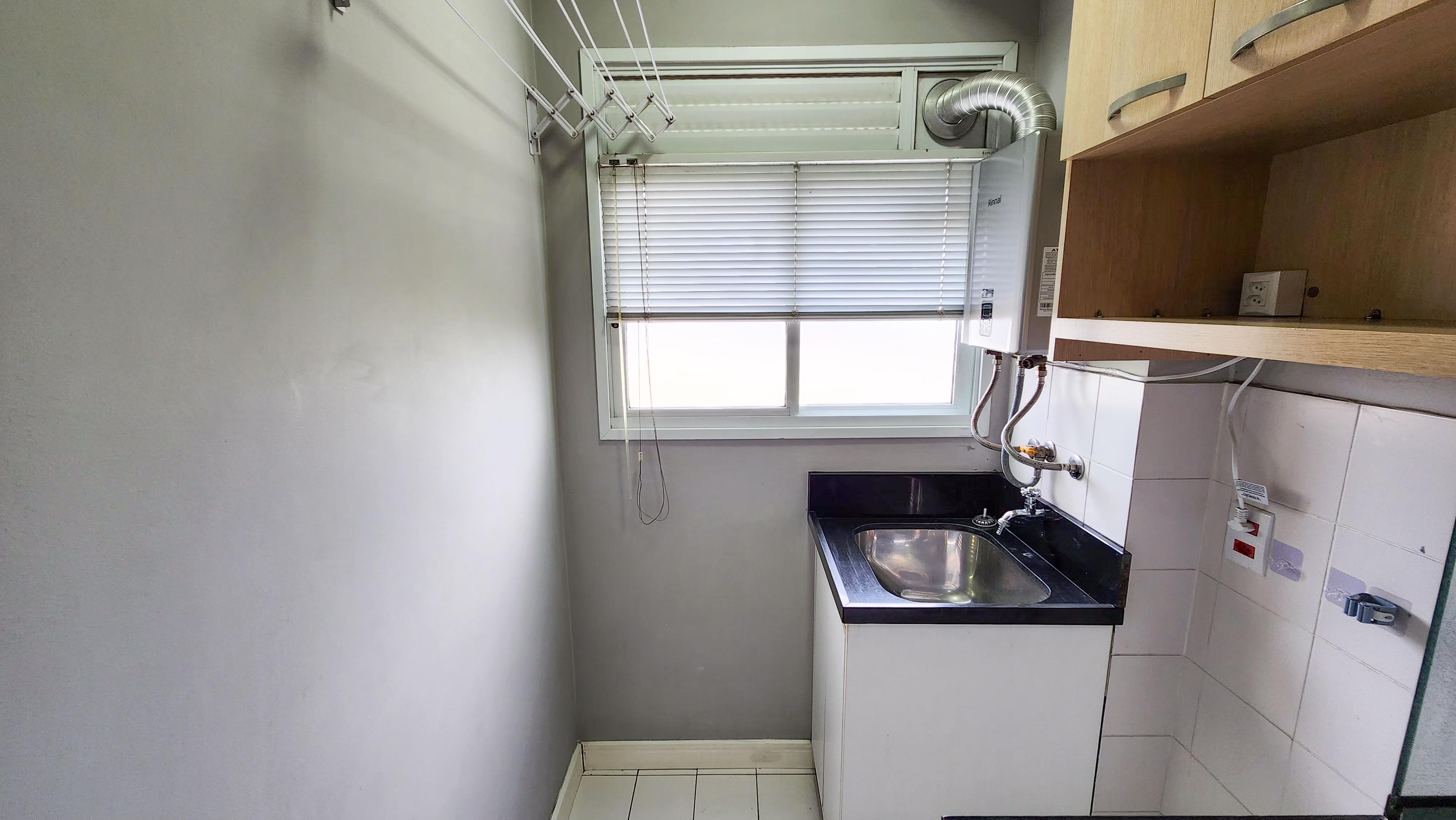 �timo apto, semi mobiliado, andar alto, ar condici...