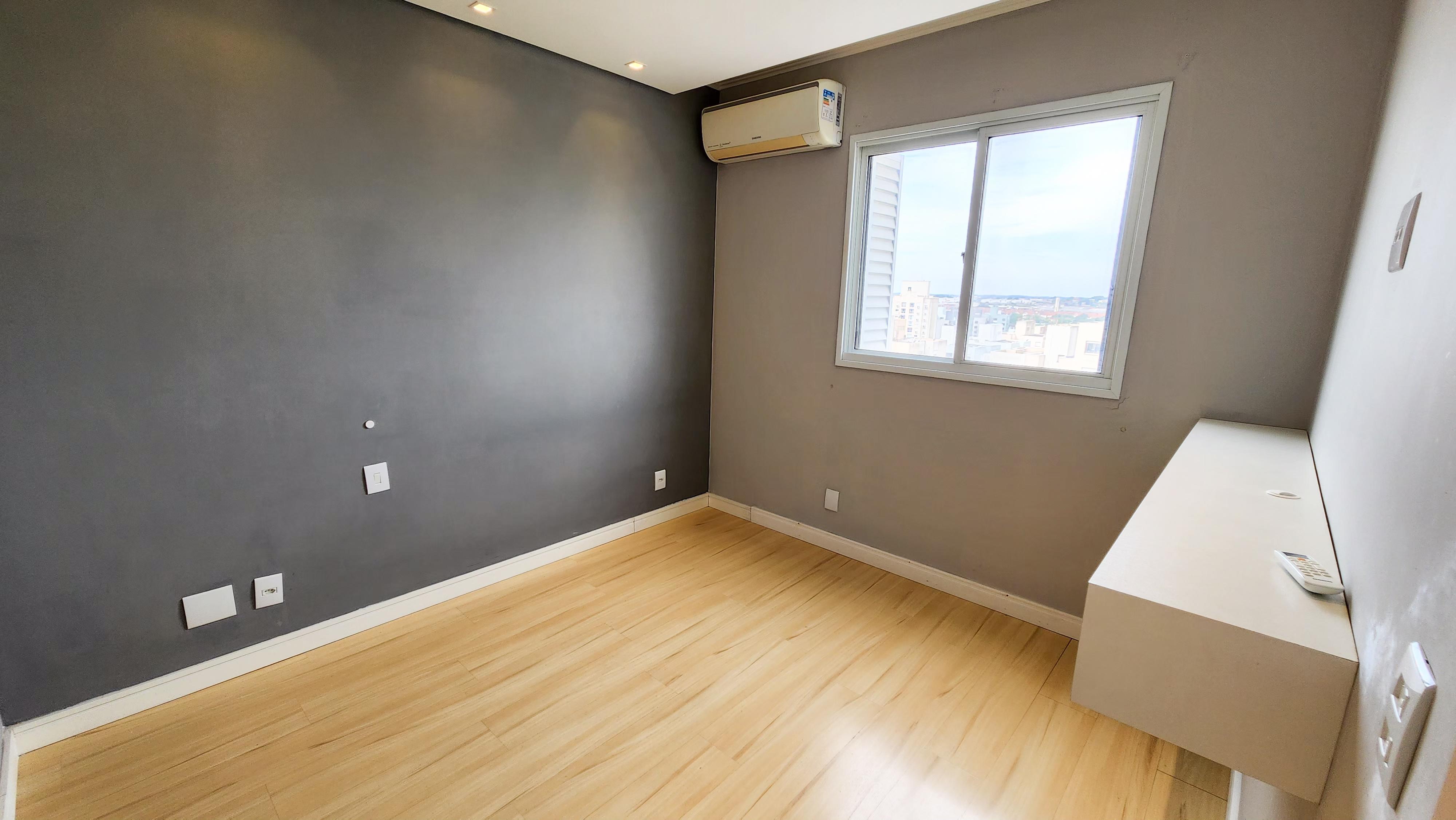 �timo apto, semi mobiliado, andar alto, ar condici...