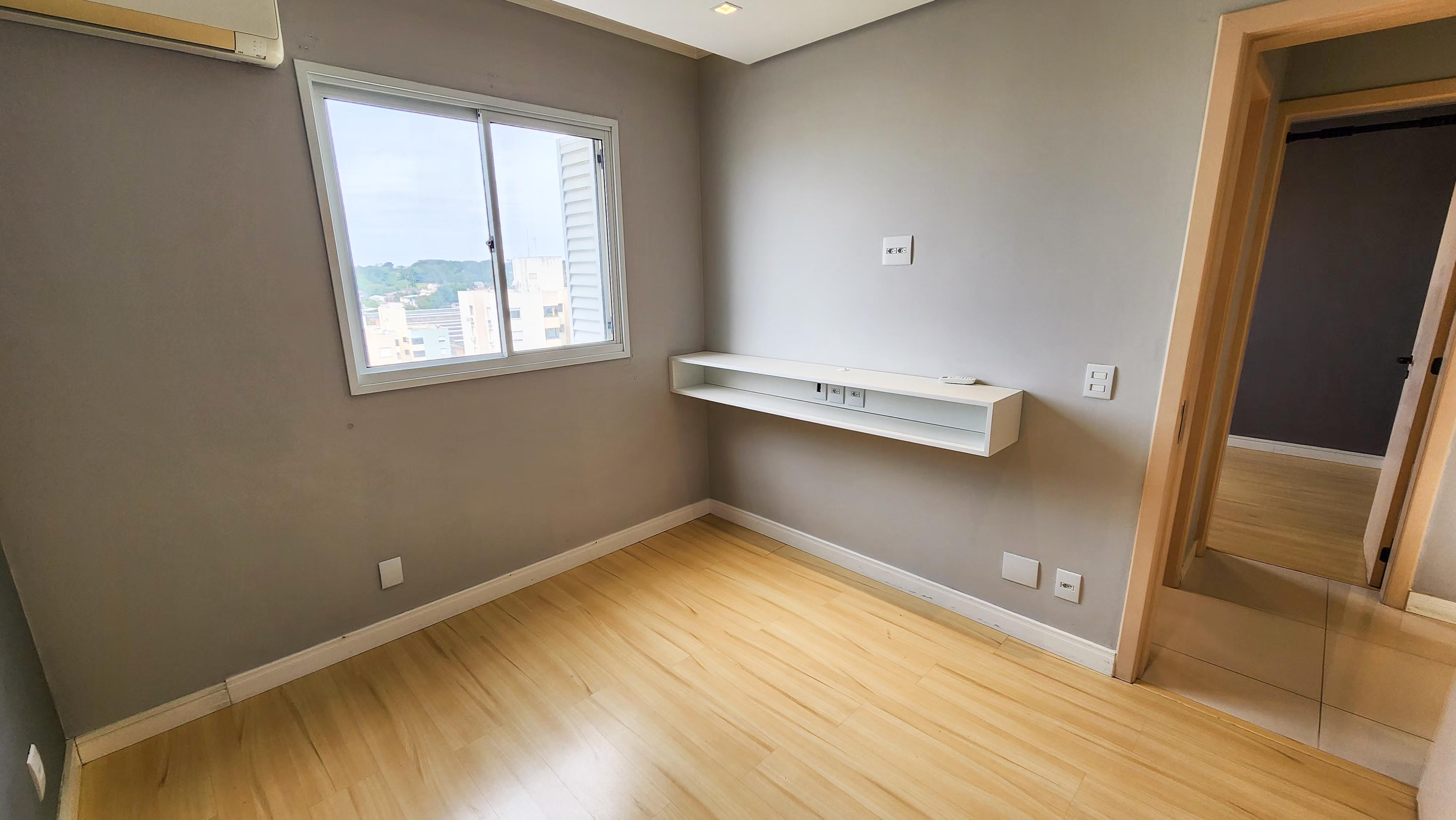 �timo apto, semi mobiliado, andar alto, ar condici...