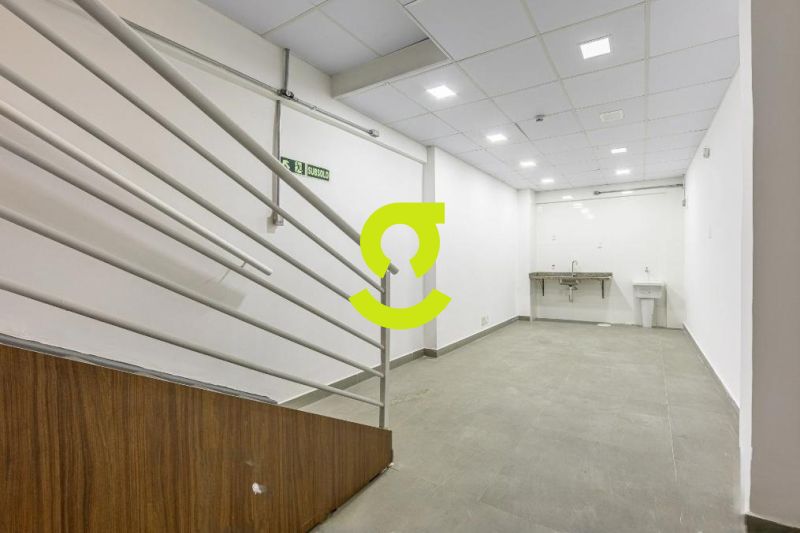 Loja Comercial Premium com 908m� e 19 Vagas na Av....