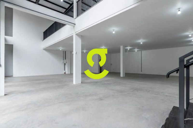 Loja comercial premium com mais de 428m� para loca...