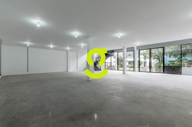 Loja comercial premium com mais de 428m� para loca...