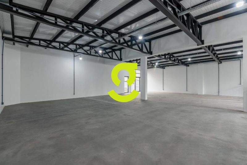 Loja comercial premium com mais de 428m� para loca...
