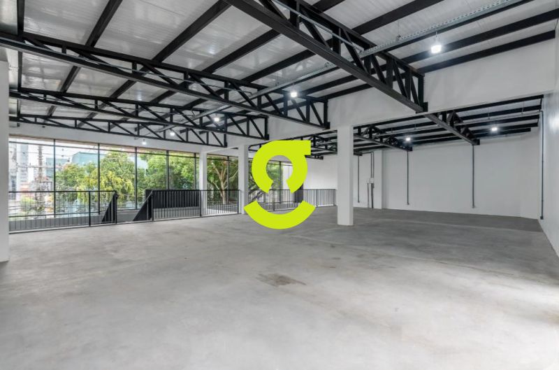 Loja comercial premium com mais de 428m� para loca...