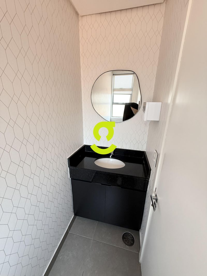 SALA COMERCIAL 82m� NO AUXILIADORA TOTALMENTE MOBI...