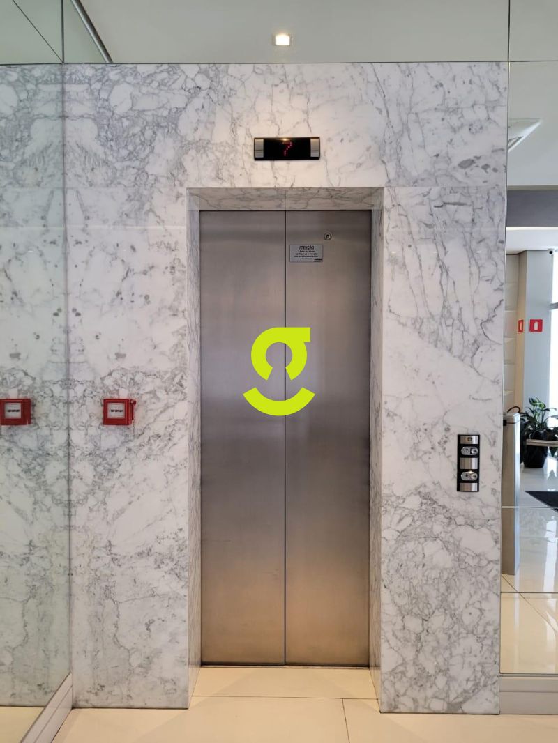 SALA COMERCIAL 82m� NO AUXILIADORA TOTALMENTE MOBI...