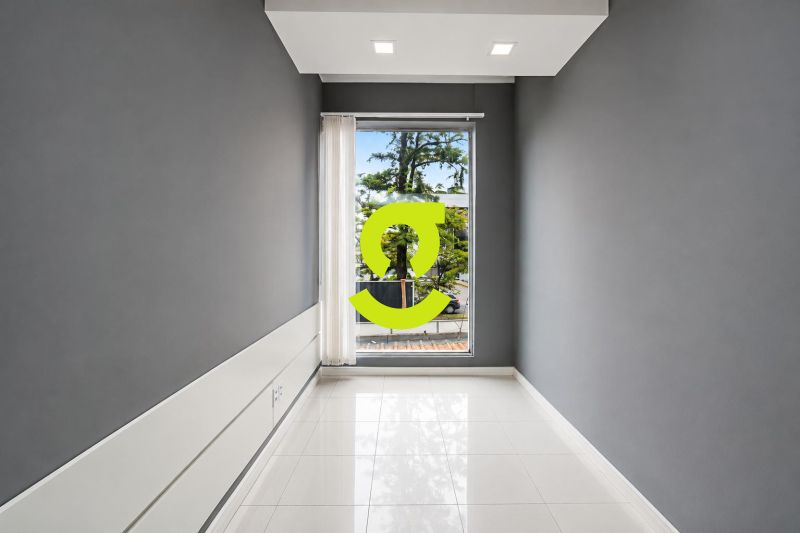 CASA COMERCIAL | 475m� | 10 SALAS | 6 VAGAS | MOIN...