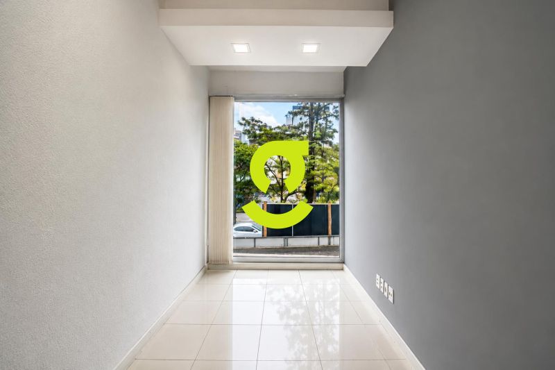 CASA COMERCIAL | 475m� | 10 SALAS | 6 VAGAS | MOIN...