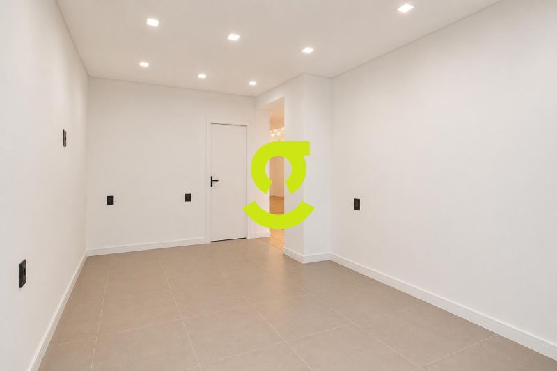 CASA COMERCIAL | 475m� | 10 SALAS | 6 VAGAS | MOIN...