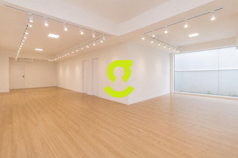 CASA COMERCIAL | 475m� | 10 SALAS | 6 VAGAS | MOIN...