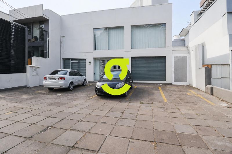 CASA COMERCIAL | 475m� | 10 SALAS | 6 VAGAS | MOIN...