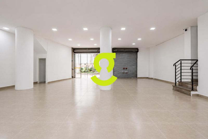 LOJA COMERCIAL | 201m� | MEZANINO | TERRA�O | CENT...