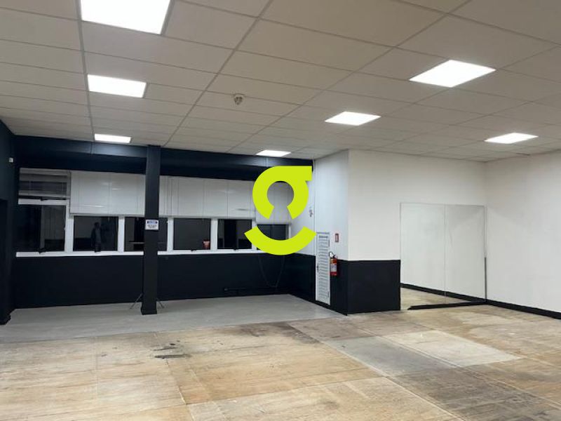 LOJA COMERCIAL | 136m� | ESQUINA PROT�SIO ALVES | ...