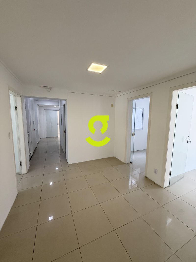 CASA COMERCIAL DE ALTO PADR�O COM 460m� NO BAIRRO ...
