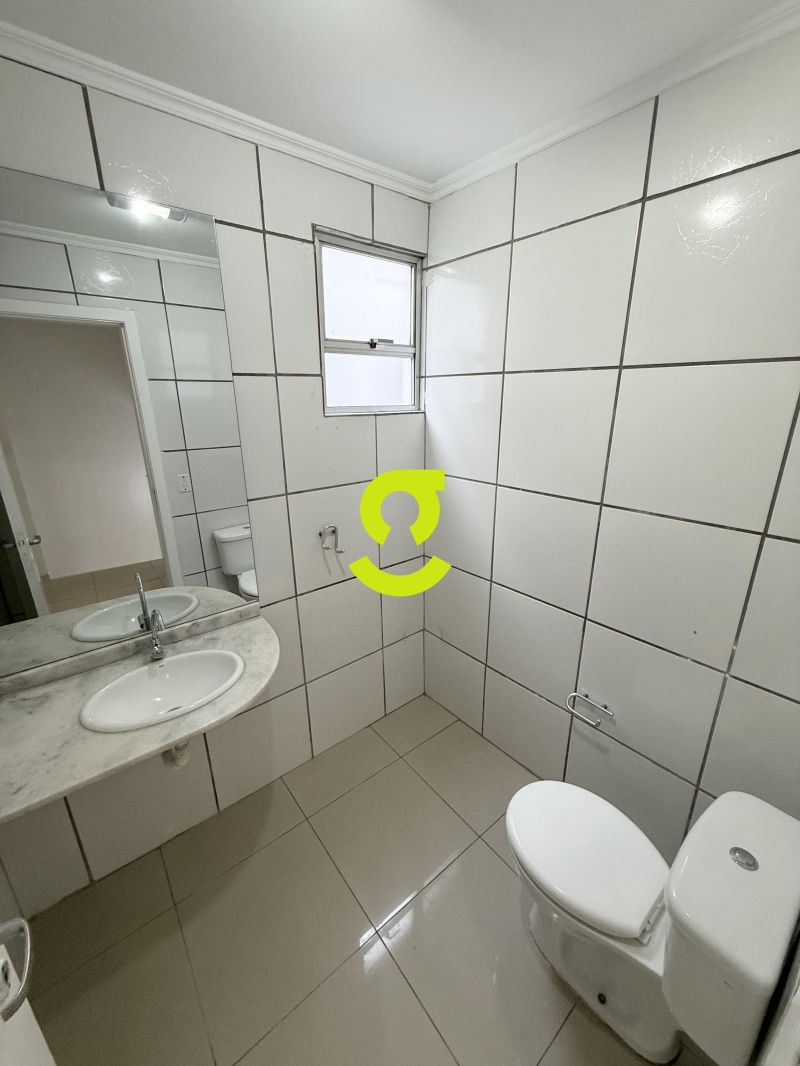 CASA COMERCIAL DE ALTO PADR�O COM 460m� NO BAIRRO ...