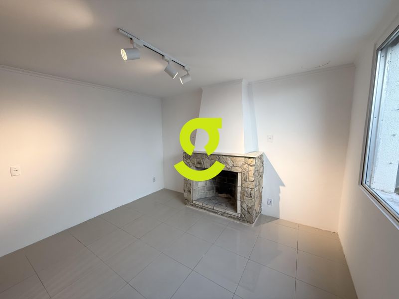 CASA COMERCIAL DE ALTO PADR�O COM 460m� NO BAIRRO ...