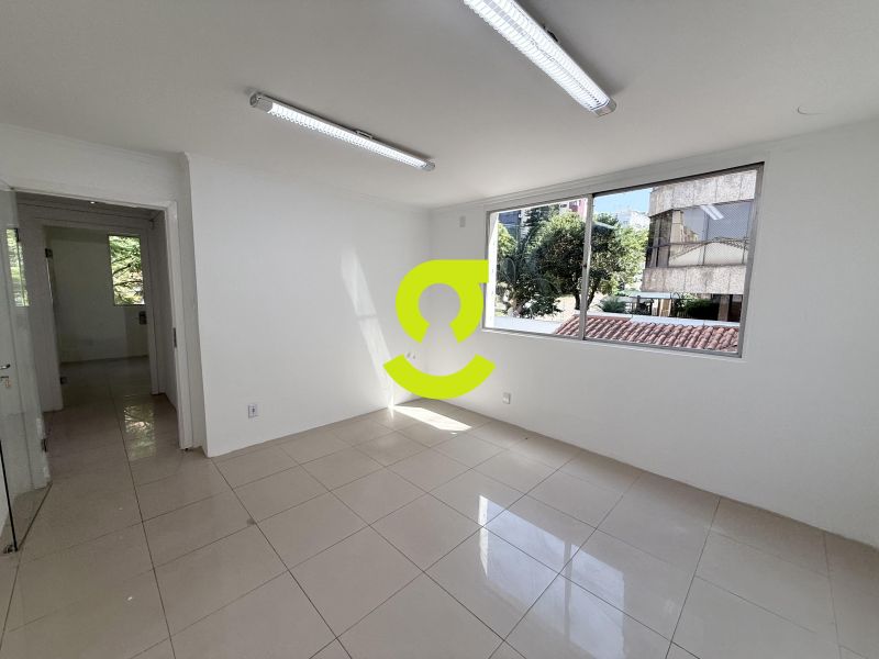 CASA COMERCIAL DE ALTO PADR�O COM 460m� NO BAIRRO ...