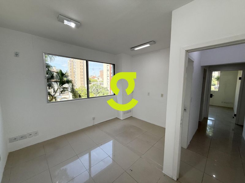 CASA COMERCIAL DE ALTO PADR�O COM 460m� NO BAIRRO ...