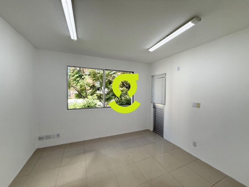 CASA COMERCIAL DE ALTO PADR�O COM 460m� NO BAIRRO ...