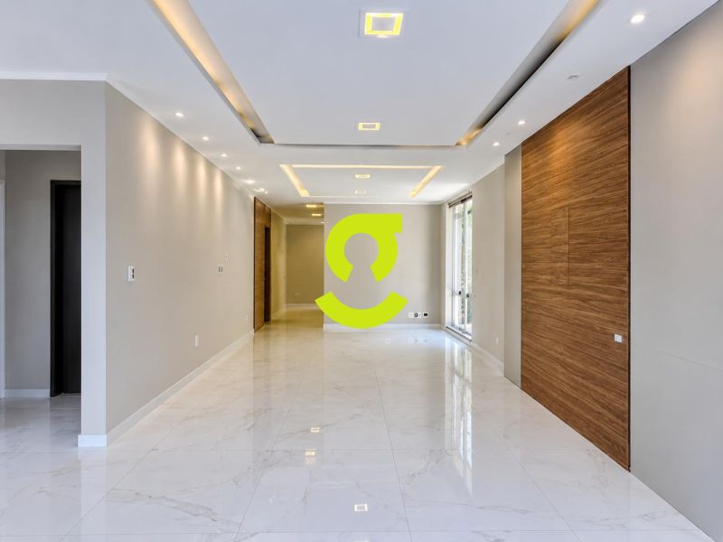 CASA COMERCIAL IMPEC�VEL NA AVENIDA GOETHE | FACHA...