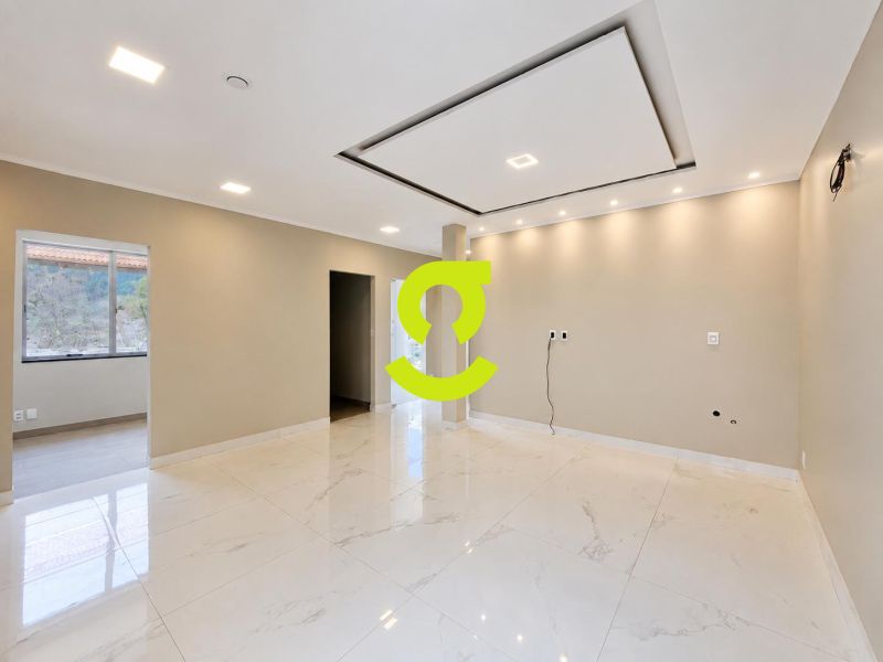 CASA COMERCIAL IMPEC�VEL NA AVENIDA GOETHE | FACHA...
