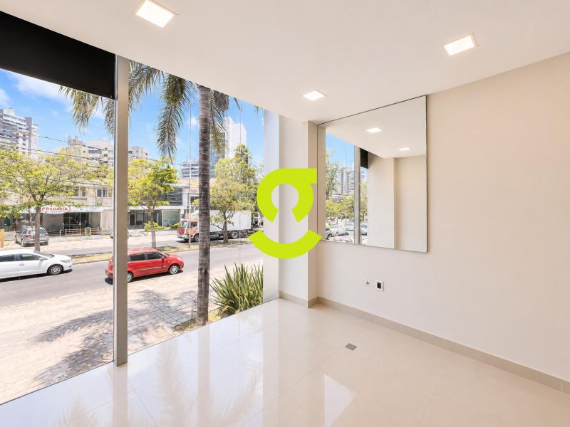 CASA COMERCIAL IMPEC�VEL NA AVENIDA GOETHE | FACHA...