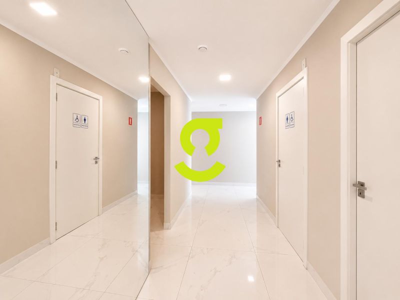 CASA COMERCIAL IMPEC�VEL NA AVENIDA GOETHE | FACHA...