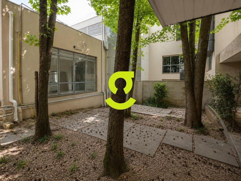 CASA COMERCIAL IMPEC�VEL NA AVENIDA GOETHE | FACHA...