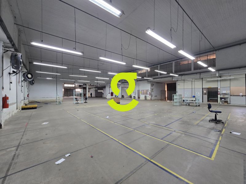 GALP�O LOG�STICO | 2.000m� | DOCA | 3 ACESSOS PARA...