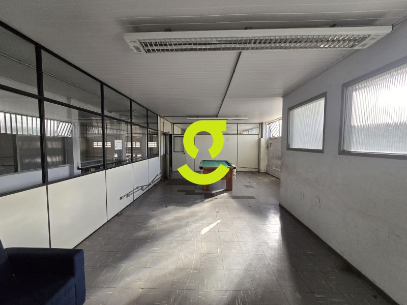 GALP�O LOG�STICO | 2.000m� | DOCA | 3 ACESSOS PARA...