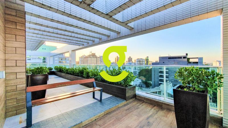 �timo apto MOBILIADO, andar alto, vista para o Par...