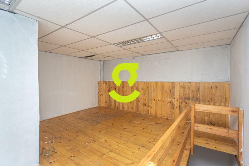 Loja 126m� no Otto 2500 Shopping - Frente para Ave...