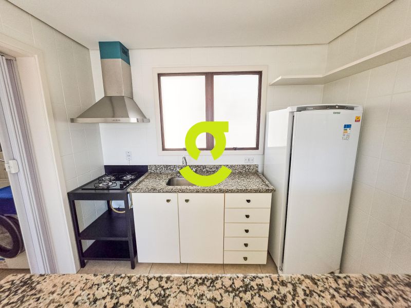 �timo apto, semi mobiliado, ensolarado, ar condici...