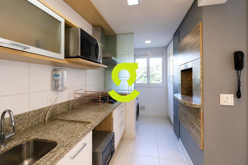 Apartamento mobiliado | 82m� | 3 dormit�rios | su�...