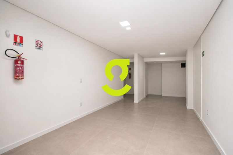 Loja comercial nova com 66m� em localiza��o estrat...