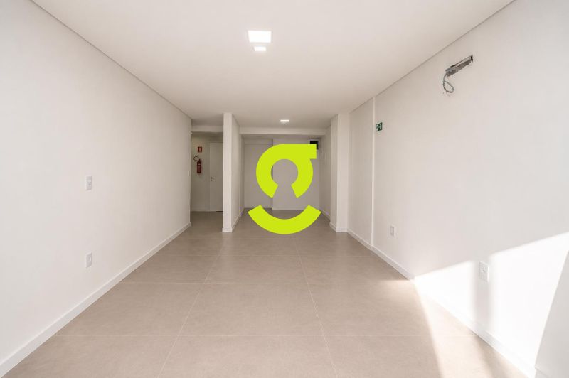 Loja comercial nova com 66m� em localiza��o estrat...