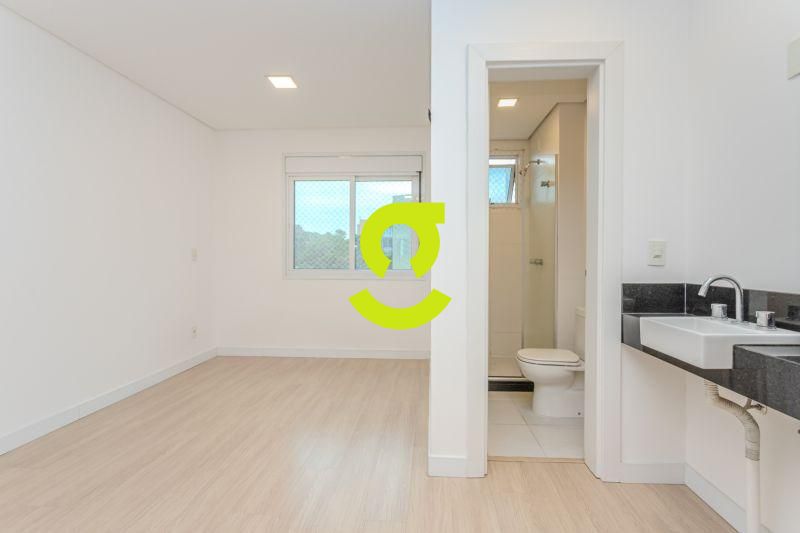 Apartamento moderno ao lado da UFRGS e da Reden��o...