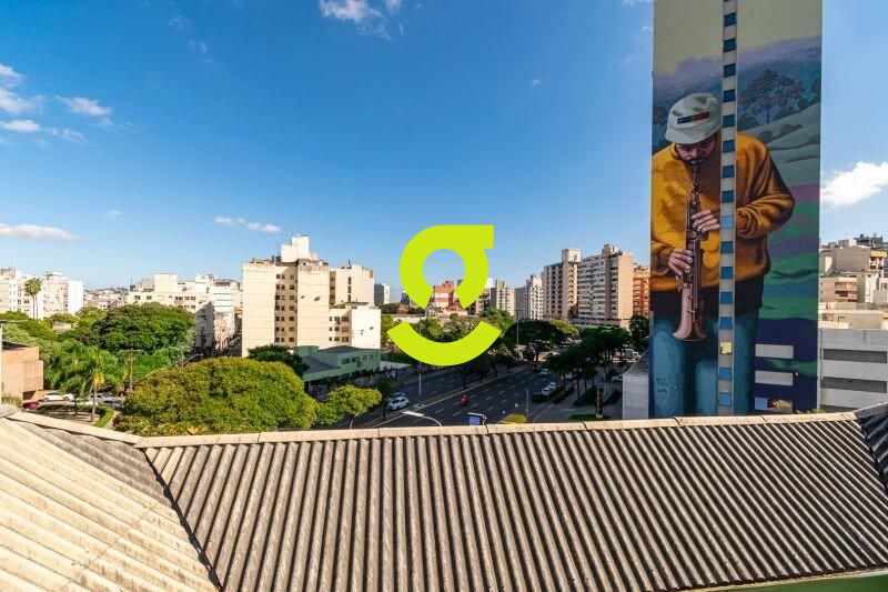 Apartamento moderno ao lado da UFRGS e da Reden��o...