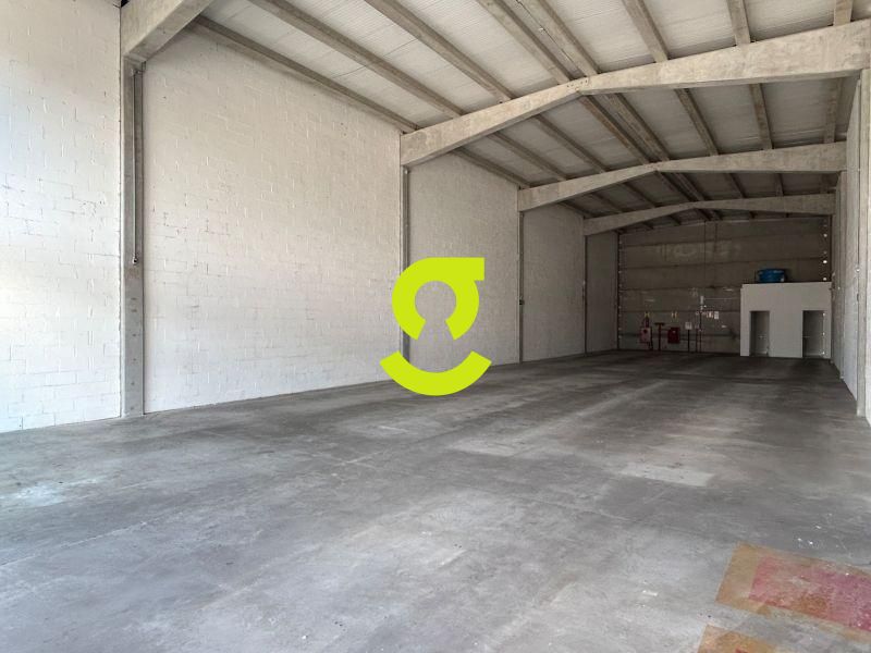 Opera��o comercial de esquina com 617m� no Centro ...