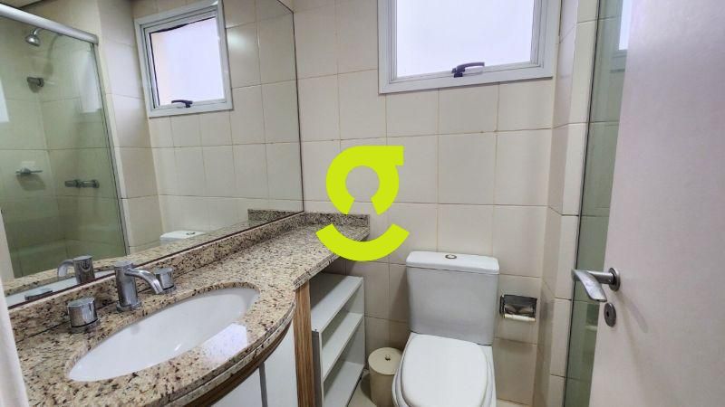 Apto semi mobiliado, andar alto, churrasqueira , 2...