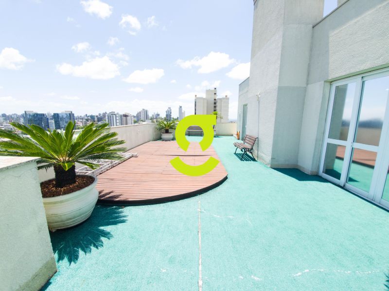 Apto semi mobiliado, andar alto, churrasqueira , 2...