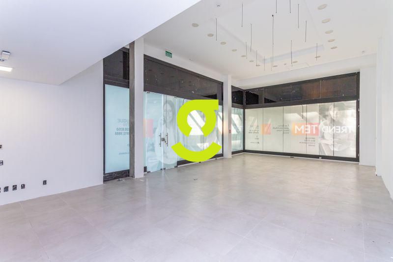 LOJA DE ESQUINA COM 76M� NO TREND MALL BOUTIQUE | ...