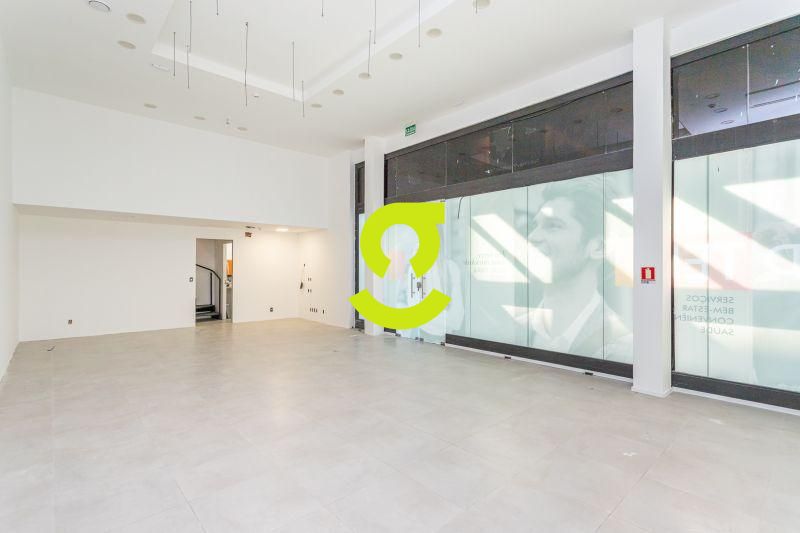 LOJA DE ESQUINA COM 76M� NO TREND MALL BOUTIQUE | ...