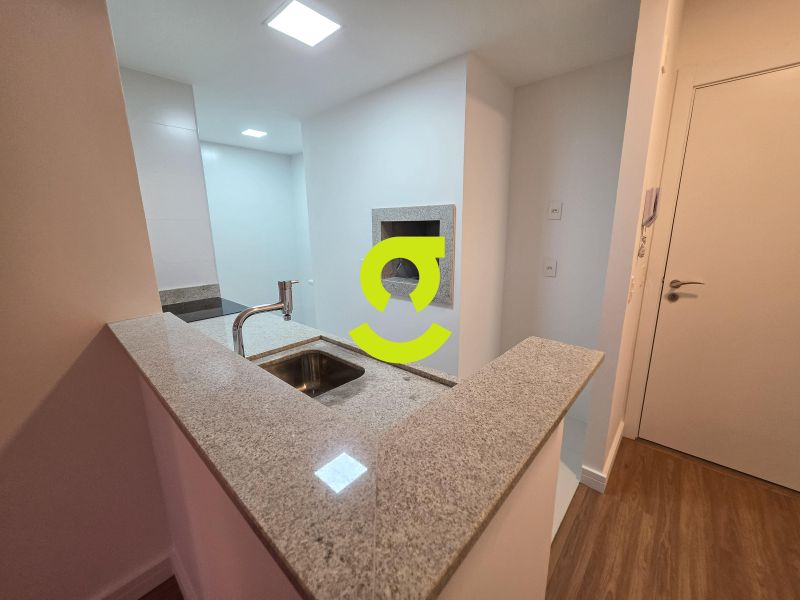 �timo apto de 1 dorm, andar alto, cozinha american...